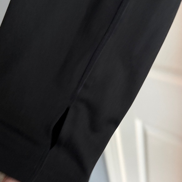 Maternity athletic Jacket - Picture 3 of 6